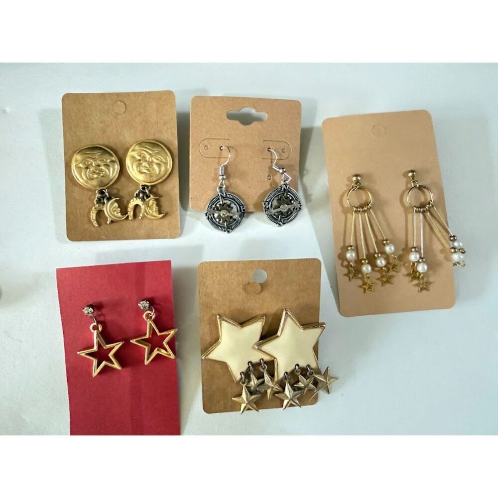 Earrings lot